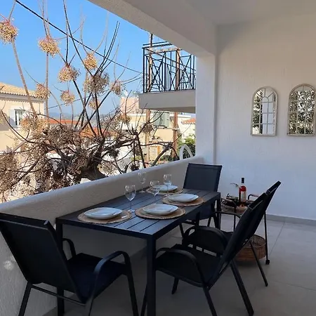 Lovely 2-bedroom In The Heart Of * Ermioni